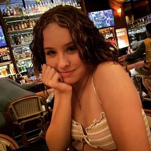 Meet your Posher, Kiley